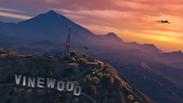 Grand Theft Auto V: Premium Edition & Whale Shark Card Bundle (Xbox One & Xbox Series X|S) Europe